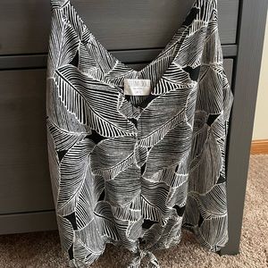 Light patterned tank top